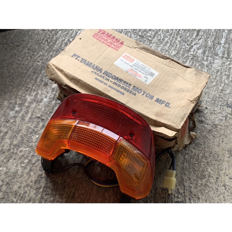 stop lamp assy 5bp / scorpio / f1zr