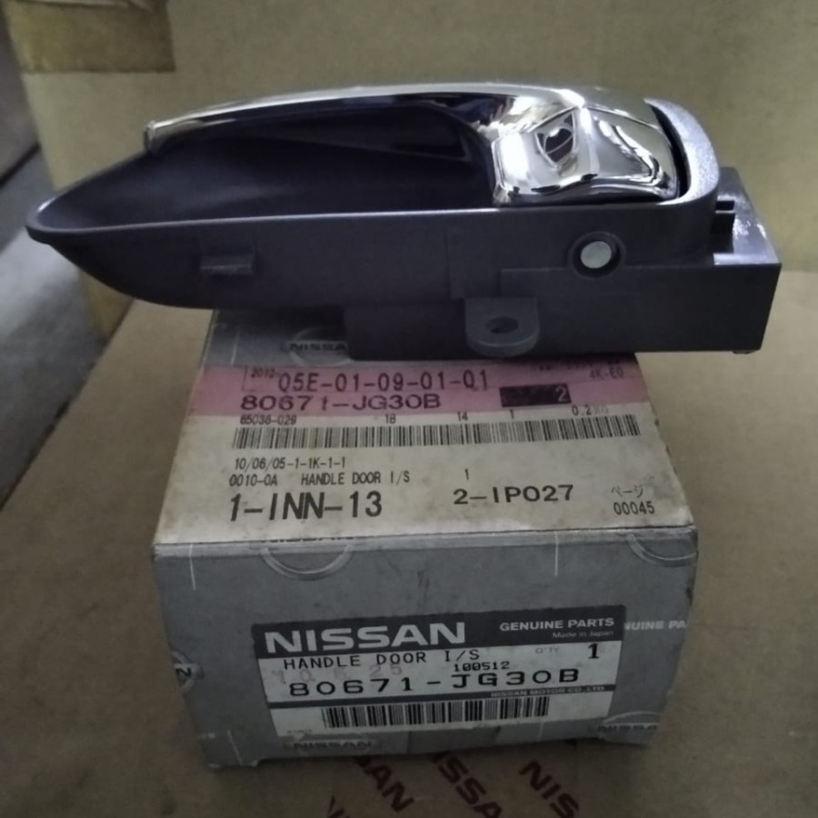 HANDLE PINTU LUAR NISSAN XTRAIL T31 80671-JG30B ORISINIL