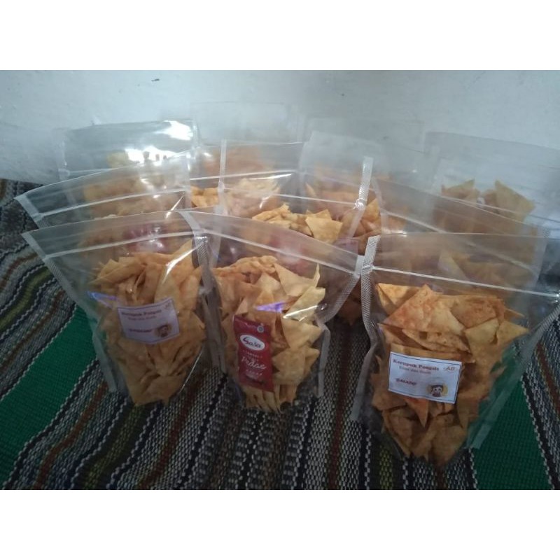

Kerupuk Pangsit 110 gram