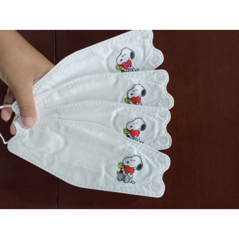Masker dewasa  KF94  4ply karakter Snoopy