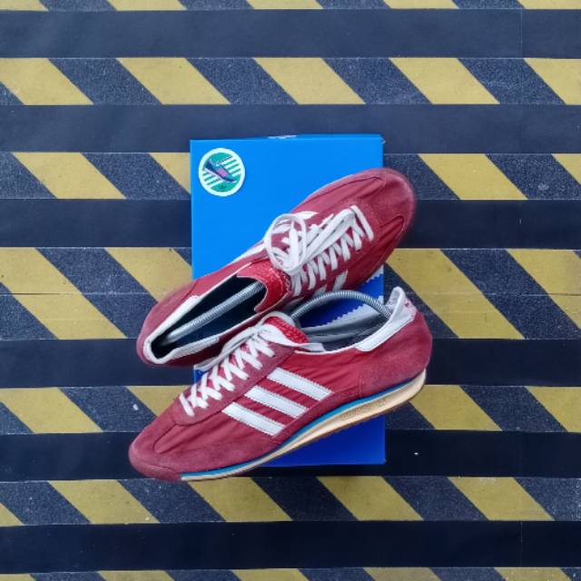 ADIDAS Superlight 72