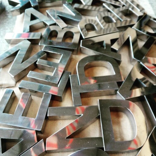 HURUF TIMBUL STAINLESS I TANPA LED I INDOOR OUTDOOR