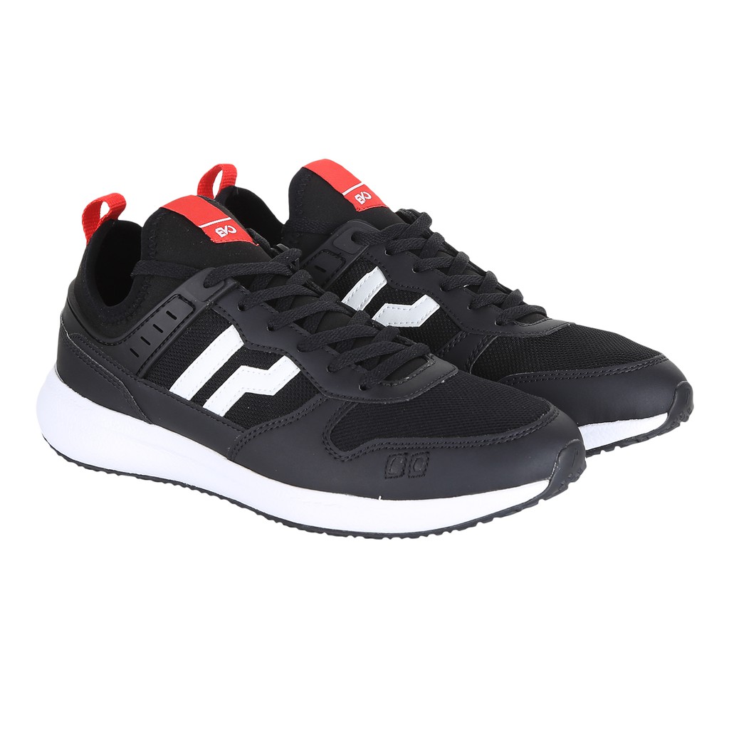 Sepatu Sneakers Piero Jogger RS EVO - JetBlack/White