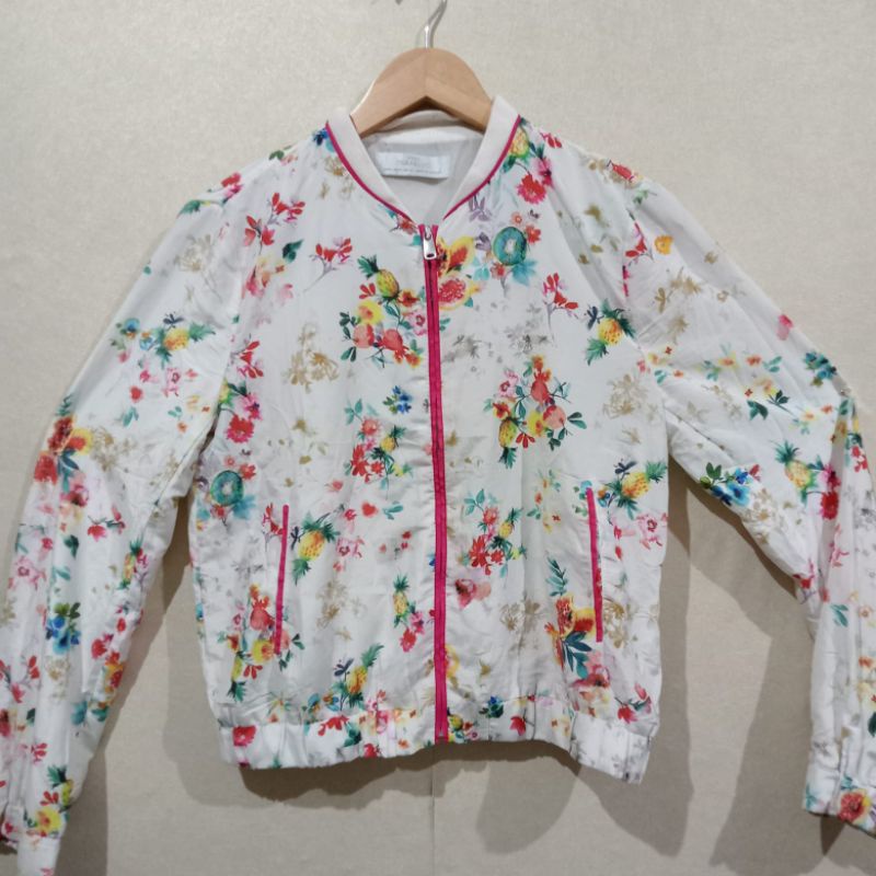 Jaket Bomber Motif Bunga