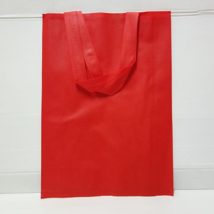 

Tas belanja Goodie Bag Souvenir Pesta Spunbound Merah HLS (30X40X10) (Pack Isi 12 Pcs)