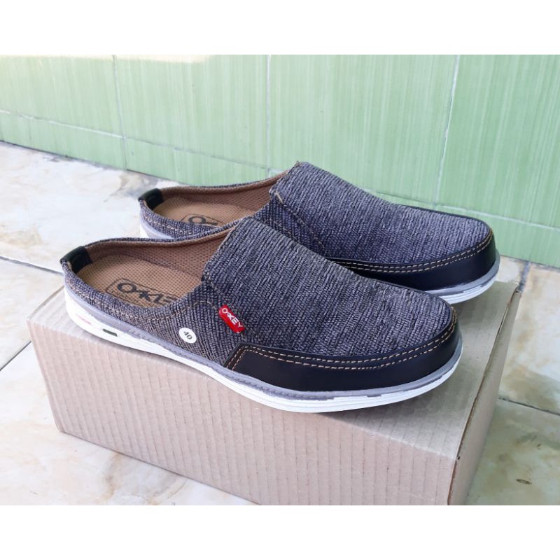 Sepatu Sandal Selop Pria Casual Terbaru Kekinian