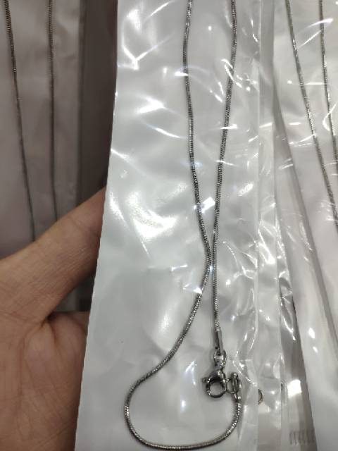 [BEST SELLER] kalung titanium warna silver model bulat