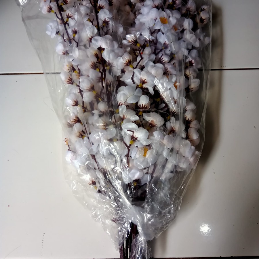 Bunga Sakura plastik Putih Hiasan Dekorasi & Wedding  per lusin