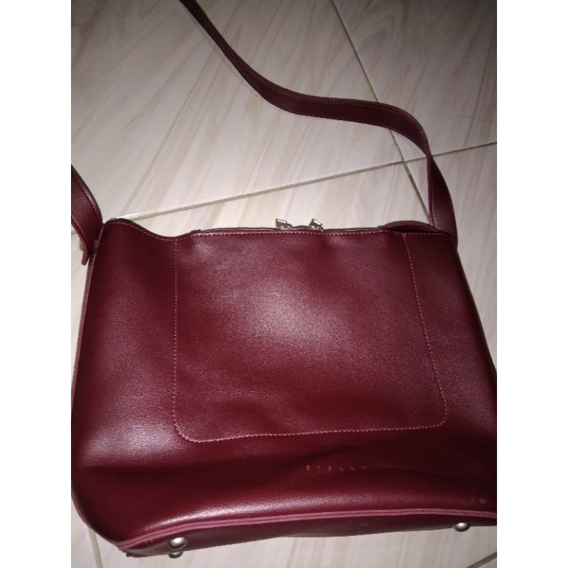 ❌ SOLD OUT ❌ TAS SISLEY PRELOVED MERAH MAROON