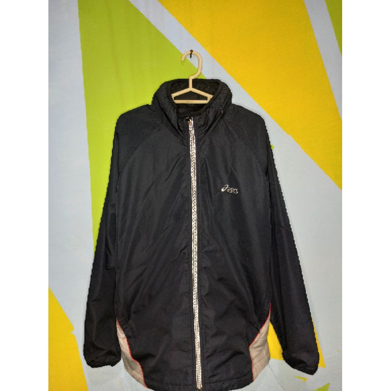 Jaket Asics