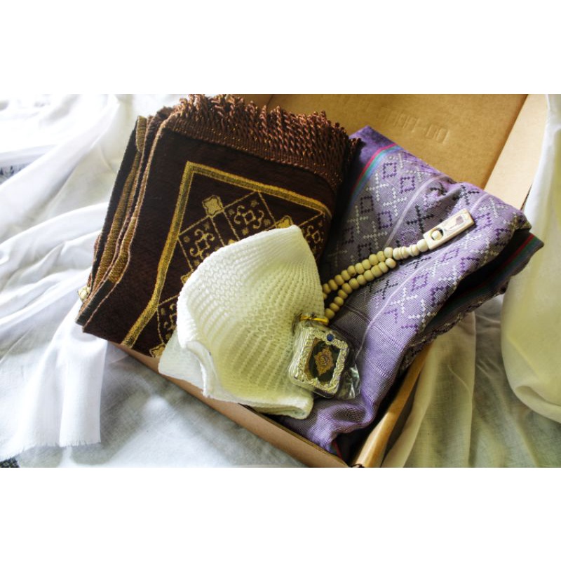 

SALE 12.12 Hampers Paket Cowok || Hampers Lengkap Alat Ibadah Cowok