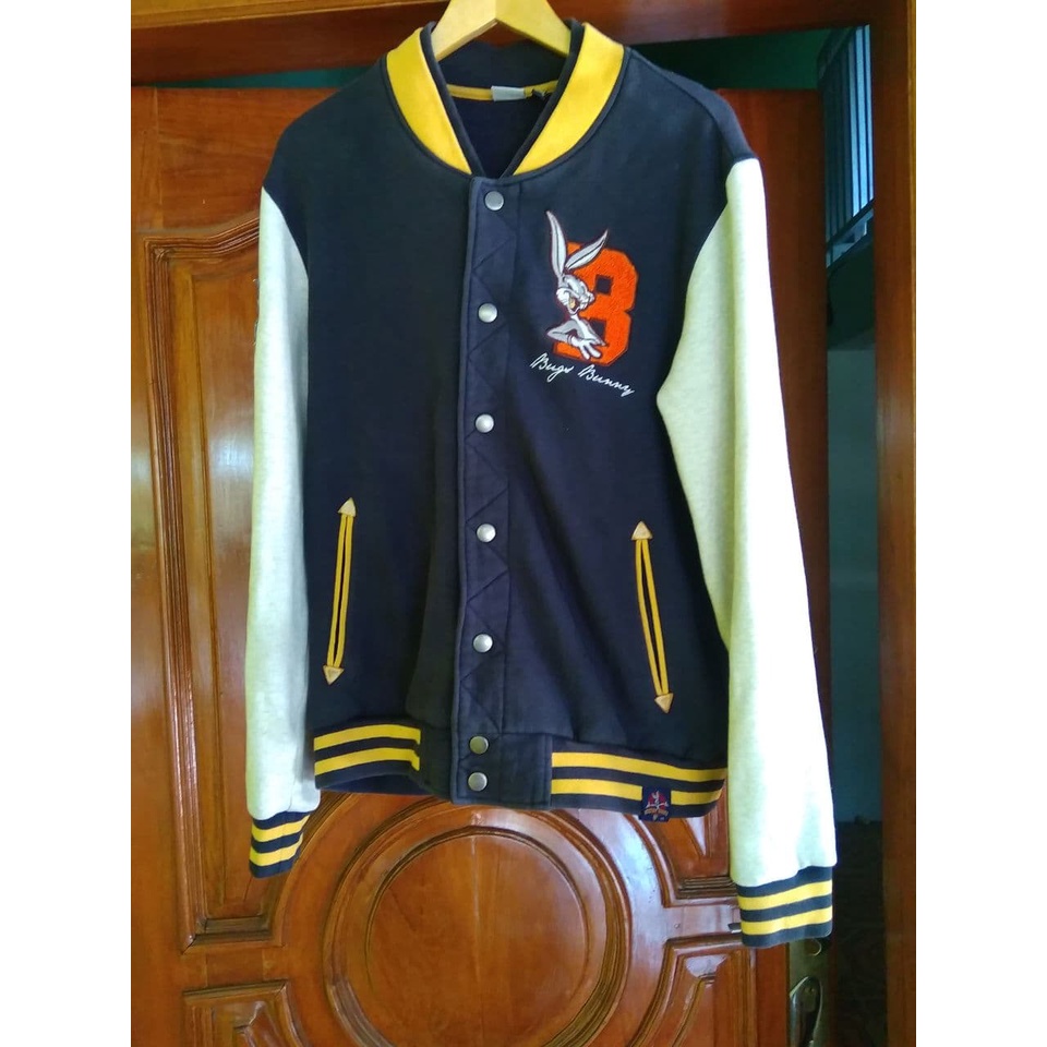 Varsity Looney Tunes