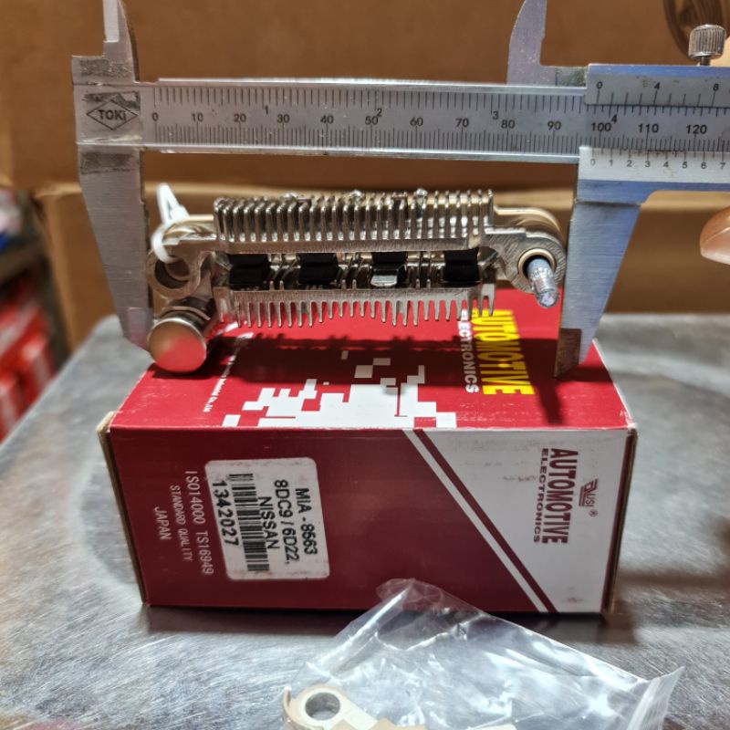 Rectifier Silikon Diode Dioda Alternator  Mia-8563 8Dc 8Dc9 6D22 1342027