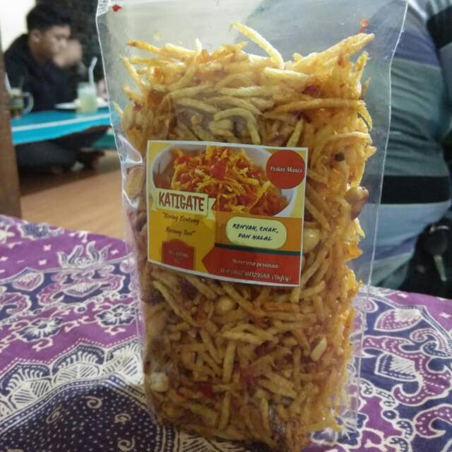 

Kering kentang teri kacang 2 varian (kering kentang) Katigate TERLARIS