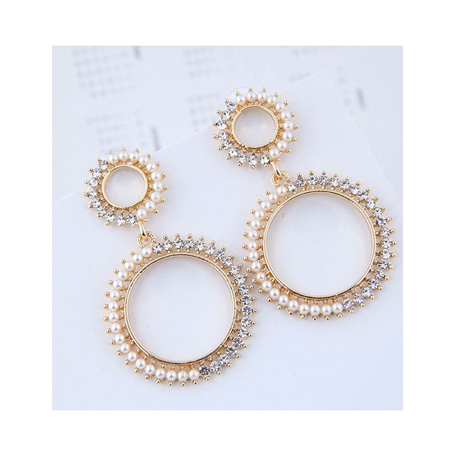 LRC Anting Tusuk Fashion Gold Metal Ring Earrings A57887