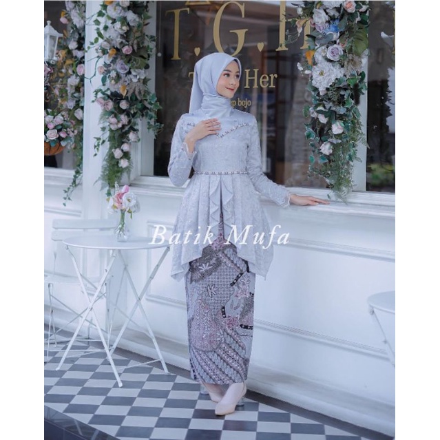 Set Kebaya Couple Laffeya Grey KEBAYA BROKAT KEBAYA KONDANGAN TERBARU KEBAYA WISUDA KEBAYA ABU ABU KEBAYA LAMARAN KEBAYA TUNANGAN