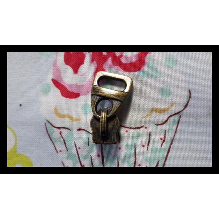 

Kepala Resleting Label Atg Special