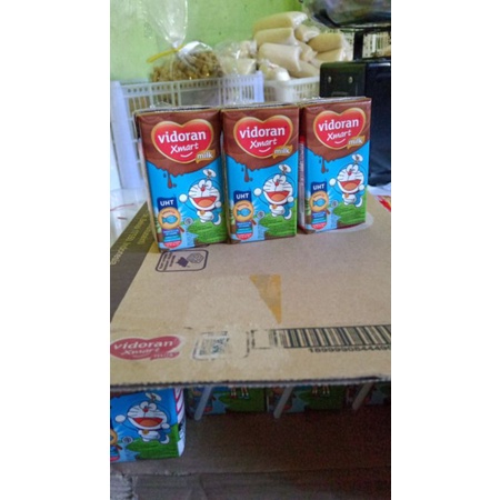 

Vidoran Xmart susu kotak rasa coklat 110ml
