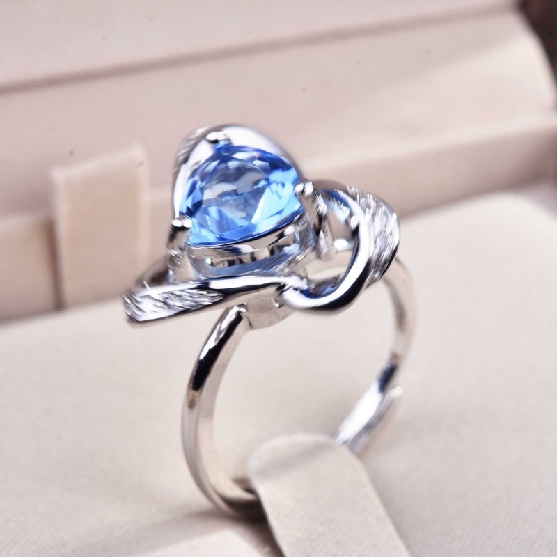 Personality Triangle Design Blue Moissanite 925 Silver Ring