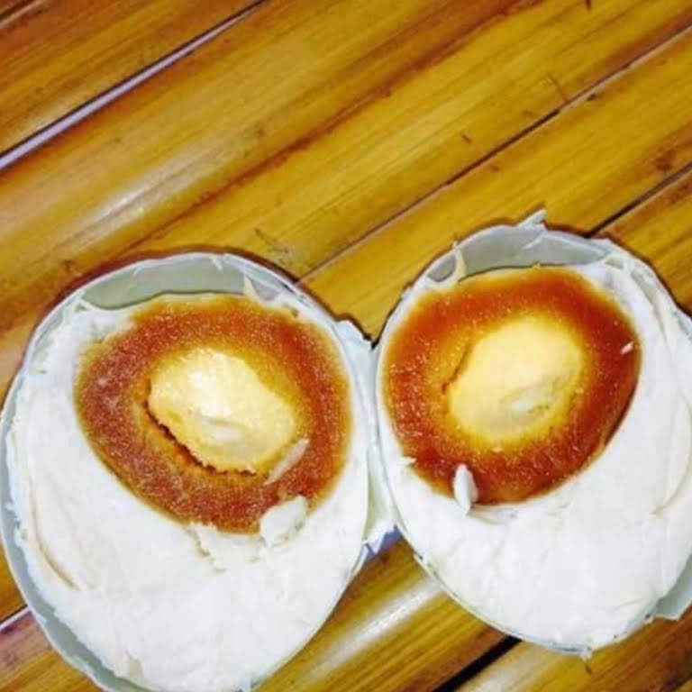 

Telur Asin Khas Cirebon rasa Masir dan Gurih/Telur asin Murah/Bisa COD