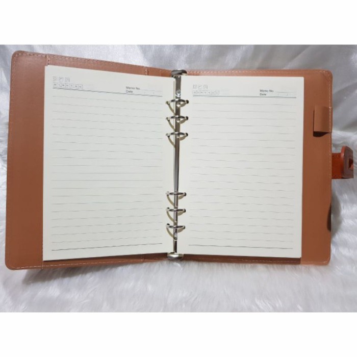 

Jual Ag 03 Agenda Kulit Exclusive / Agenda Binder Kulit / Notebook Kulit Hot Sale