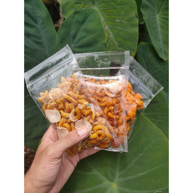 makroni bantat.250 gr..harga  13500.krupuk bantat