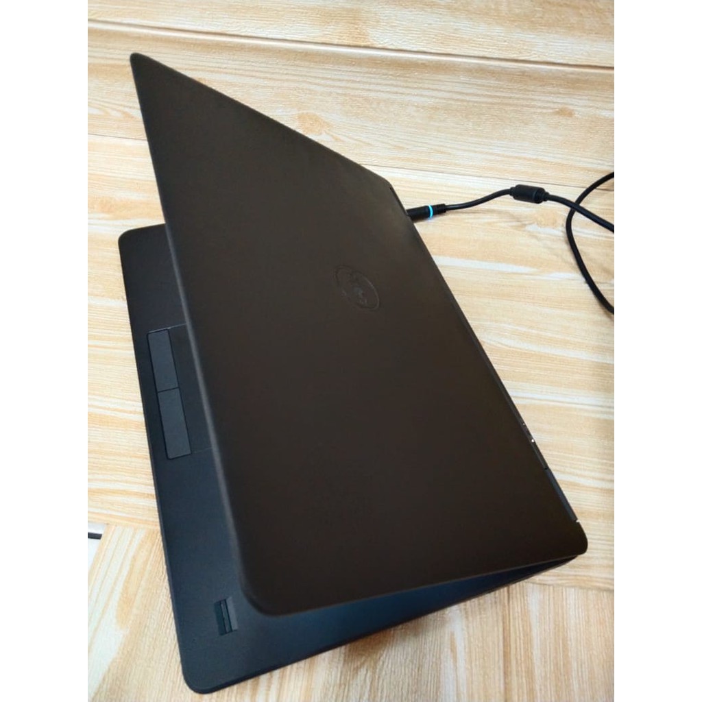 LAPTOP DELL LATITUDE E7450 INTEL CORE i5 / i7 GEN 5TH  Ultrabook