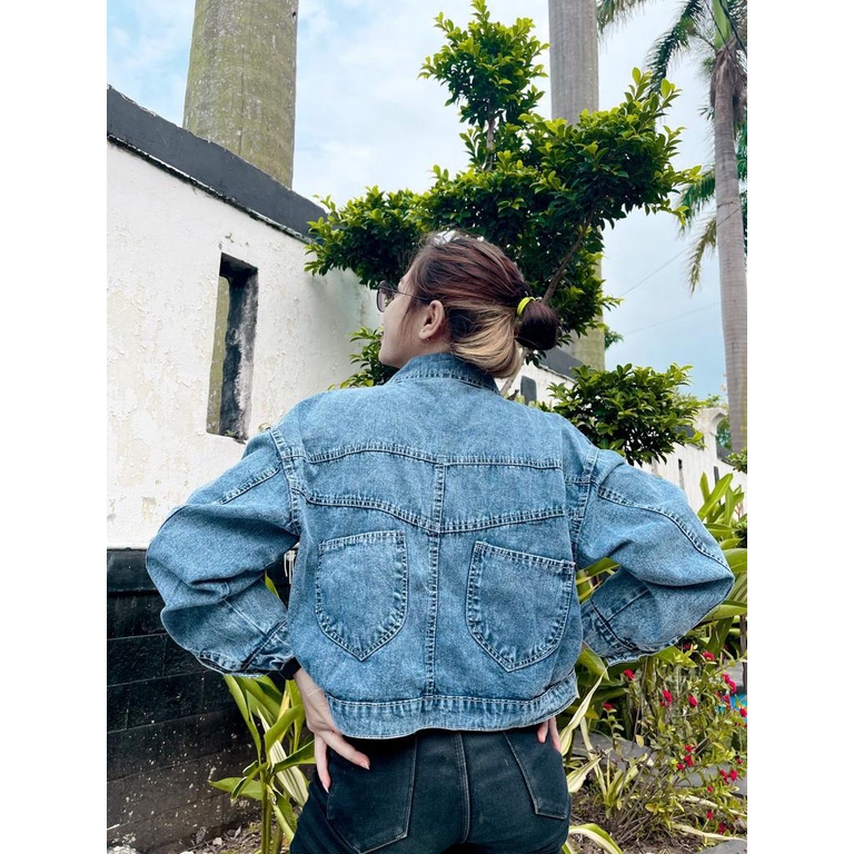 Oversize jacket jeans by dyoura JAKET CROP premium / jaket crop / jaket jeans crop / jaket crop wanita / jaket  wanita / jaket crop top / crop / jaket jeans crop JAKET JEANS CROP GIRLS REPUBLIC / BY DYOURA