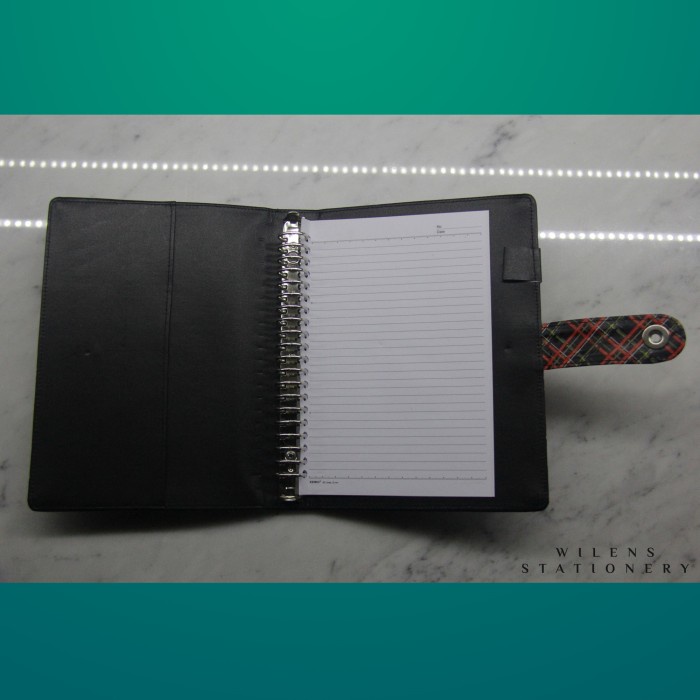 

Spesial Agenda Binder Kulit A5 / Motif Kotak Kotak / Ring 20 / Notebook Terbatas