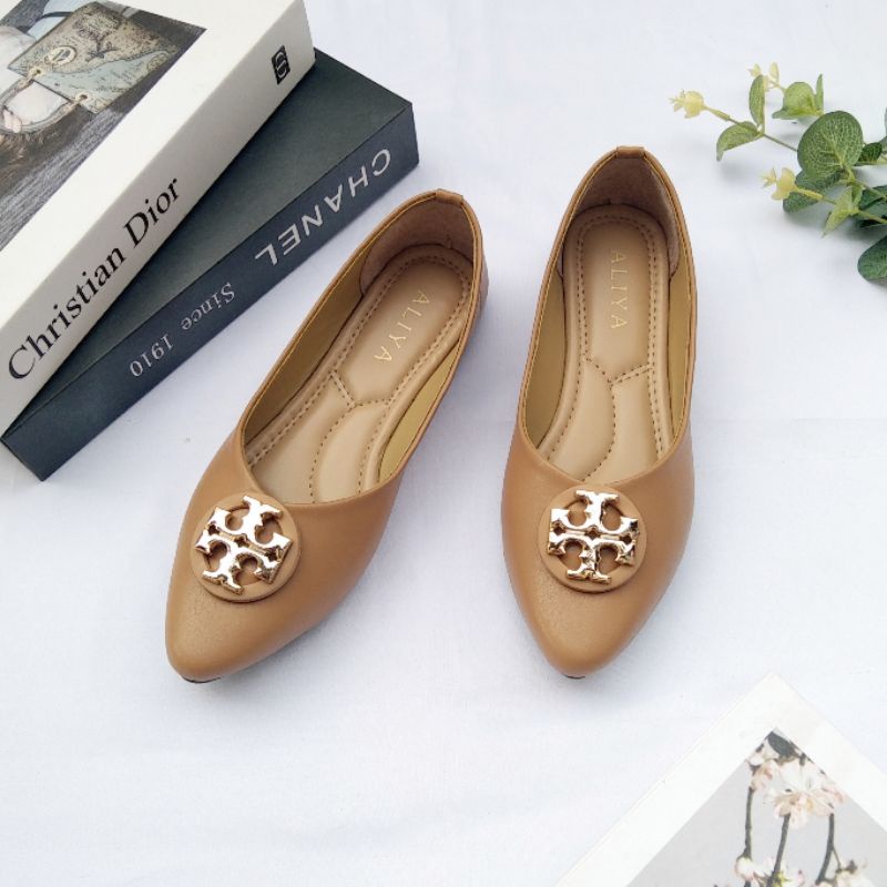 Aliyashoes Sepatu Flat Wanita Viktoria