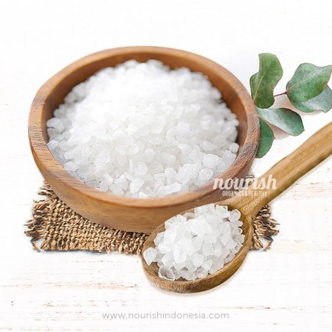 

Bestseller! Unrefined Balinese Sea Salt Coarse (500Gr) (Garam Laut Kasar) >