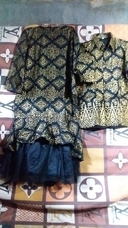 Couple Pinilih Mermaid Tille Brokat Couple Batik