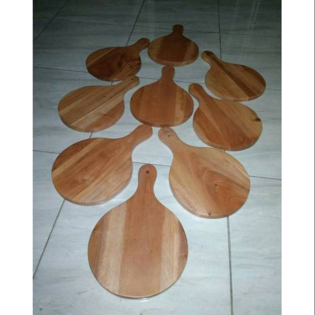 Talenan / Telenan / Telnan Kayu mahoni diameter 21cm / Wooden Cutting Board / Talenan Pizza