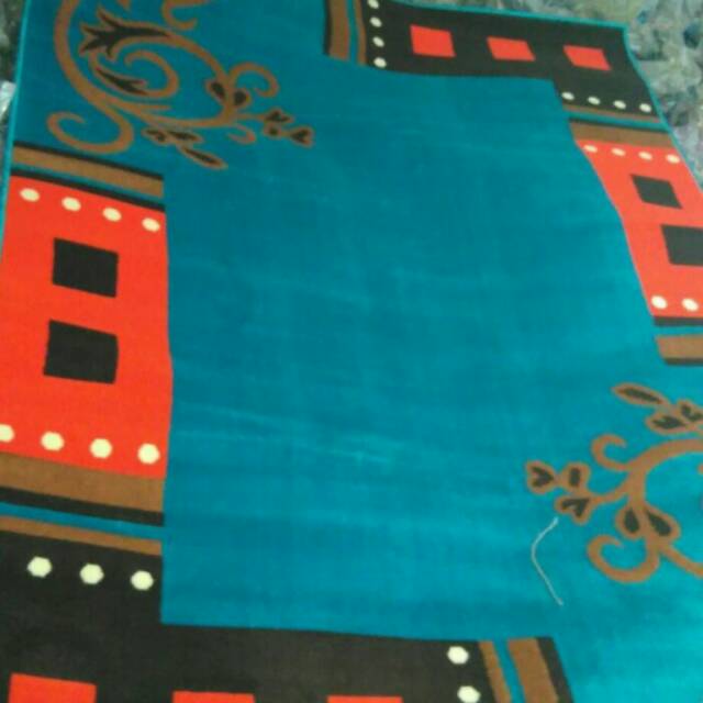 Karpet/ambal/permadani moderno
