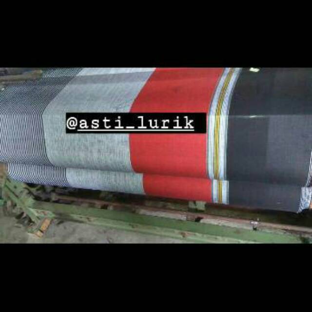 Kain kain Tenun Lurik 200 x 110 115 2meter Klaten Garis  