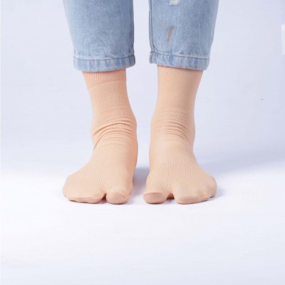 Soka Kaos Kaki Jempol Basic Size M