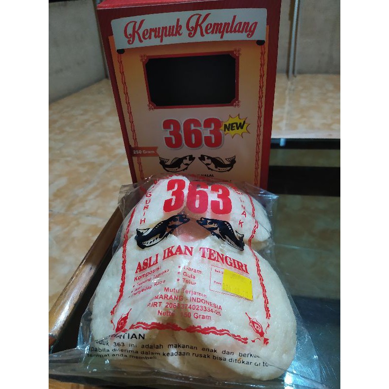 

Krupuk Kemplang 363