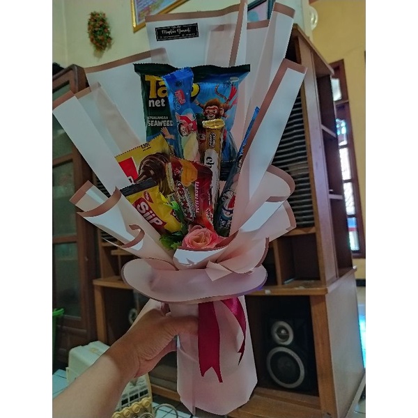 

BUKET SNACK BUKET JAJAN MURAH / SNACK BOUQUET