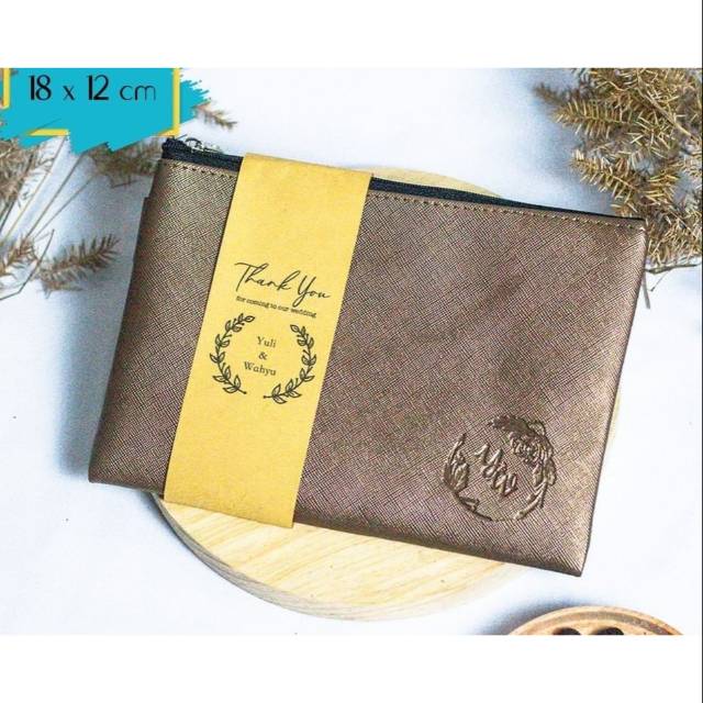 SOUVENIR PERNIKAHAN POUCH BAHAN METALIK FREE EMBOS