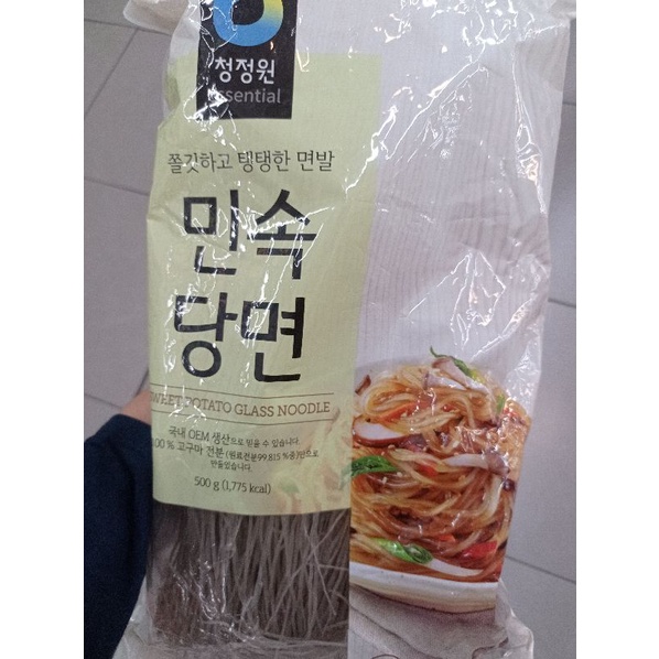 

DAESANG CHUNG JUNG ONE JAPCHAE SWEET POTATO GLASS NOODLE SOUN UBI 500GR