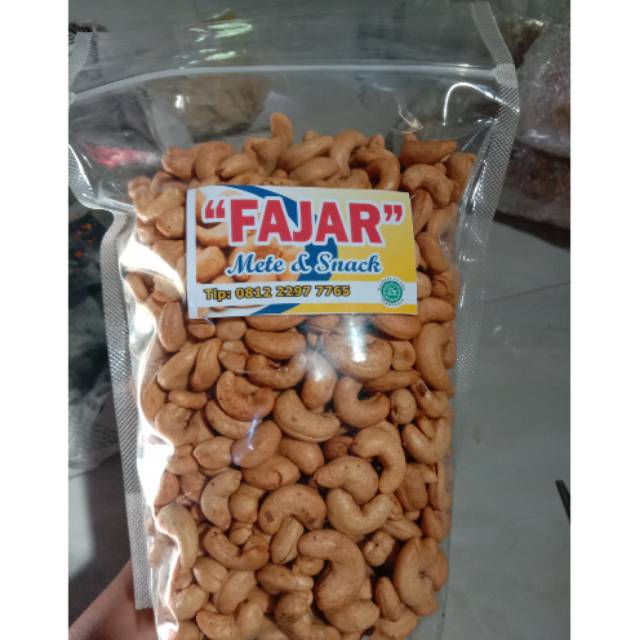 

Kacang Mete / Mede Mateng Goreng 1000 Gram Grade Super Asli Wonogiri