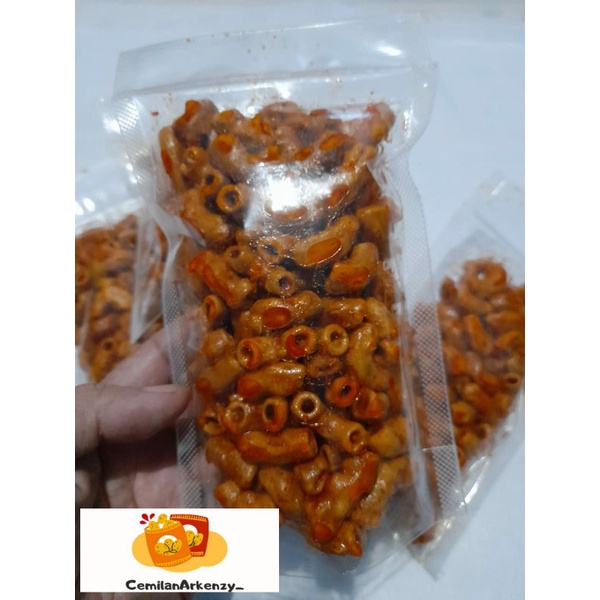 

MAKARONI BANTET MAKANAN RINGAN PEDAS GURIH KEMASAN 100gr