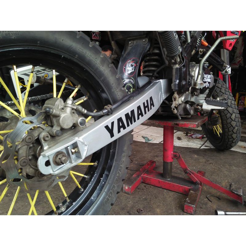 Swing Arm Model YZ YZF 250 PnP KLX DTracker 150 Lislas