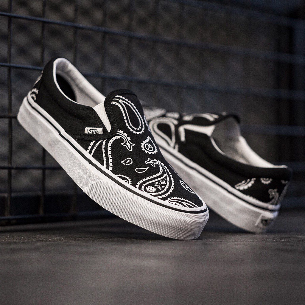 VANS SLIP-ON PEACE &amp; PAISLEY BLACK/WHITE ORIGINAL 100%