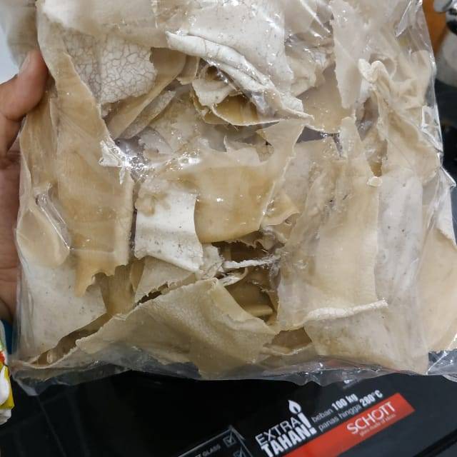 

Kerupuk ikan mantul