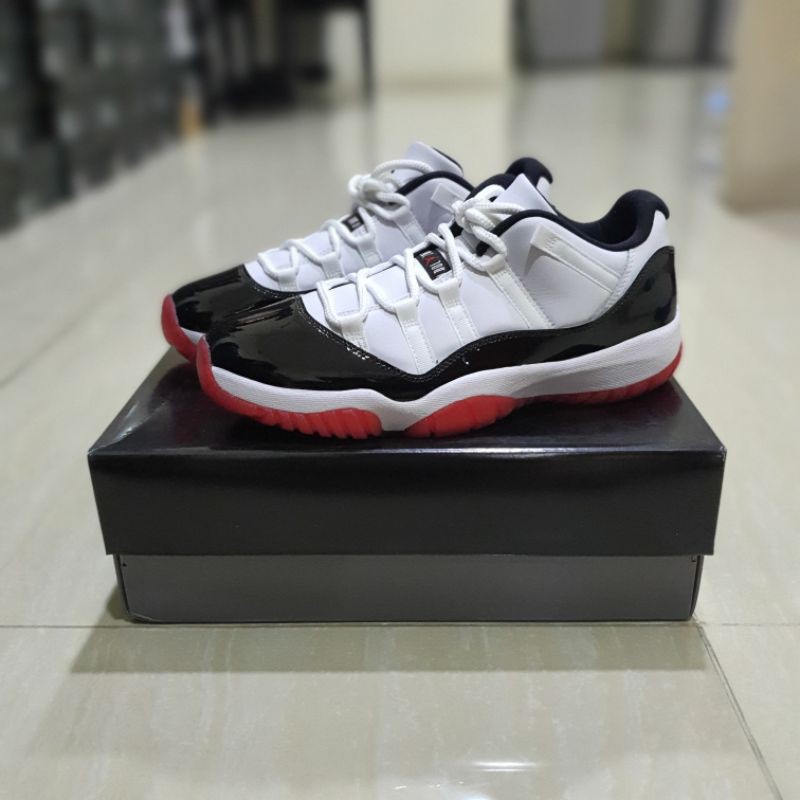 nike 11 low