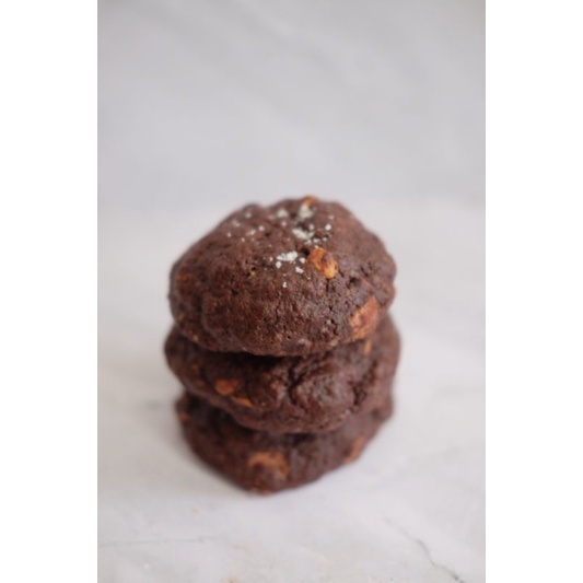 

Nutella Stuffed Soft Baked Cookies