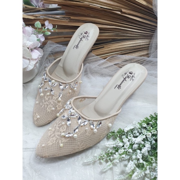 sepatu wedding cream diamont 5cm lancip