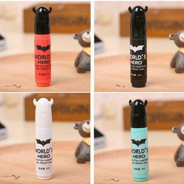 

Tip-ex/ Correction Pen Cair World's Hero