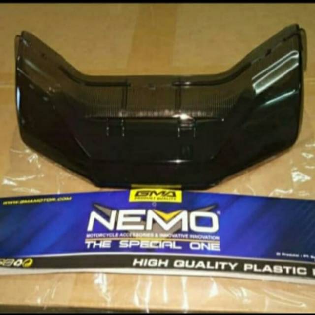 Mika lampu belakang Honda Adv 150 nemo